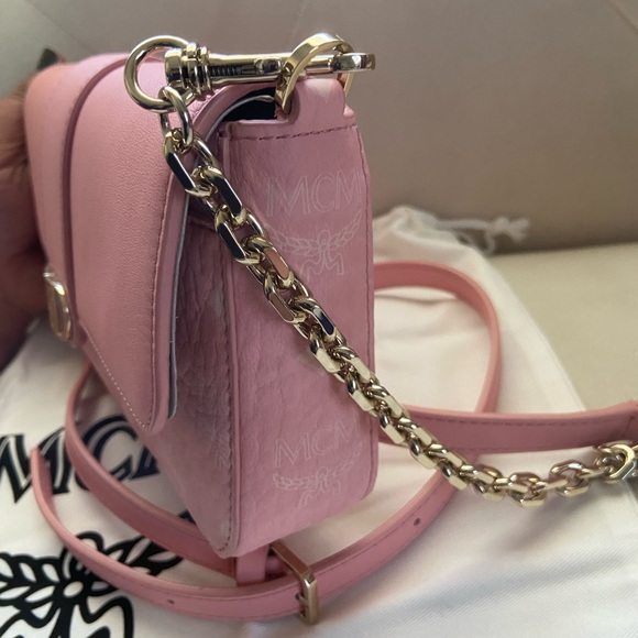 🌸🌸NWT MCM Beautiful leather Bag - Picture 12 of 12